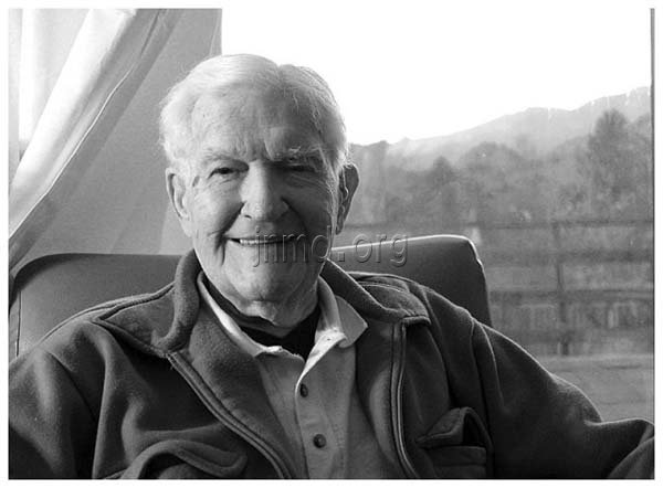 珍珠港袭击幸存者唐宁:12月7日,影响一生的时刻